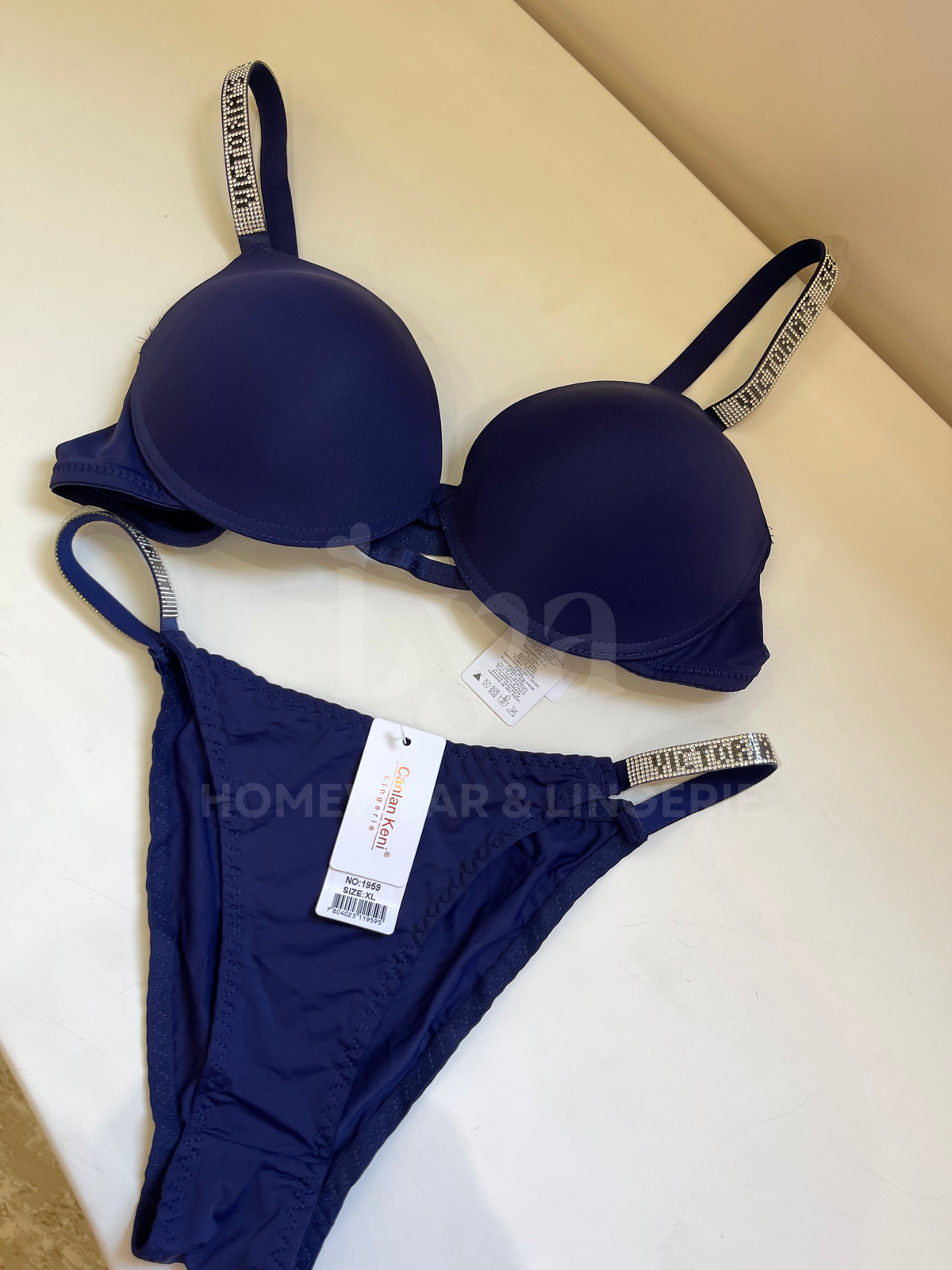 VICTORIA'S SECRET SET