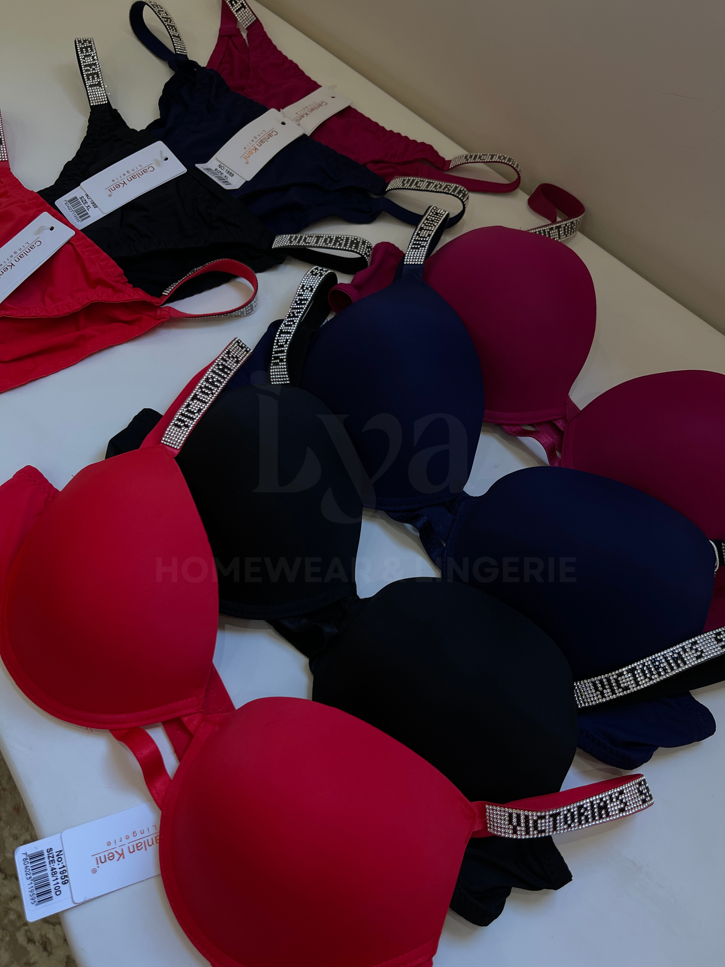VICTORIA'S SECRET SET