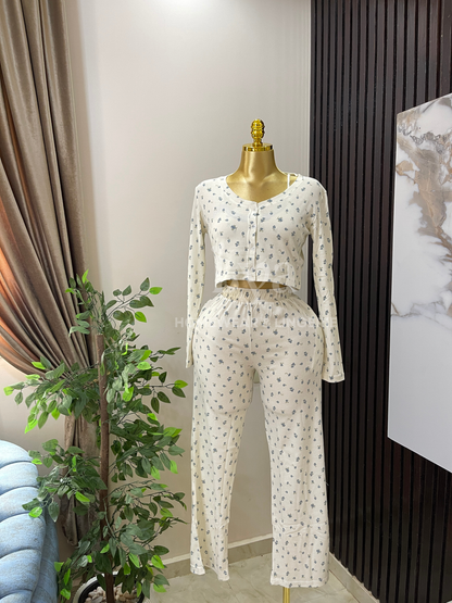feminine 3-piece ribbed set