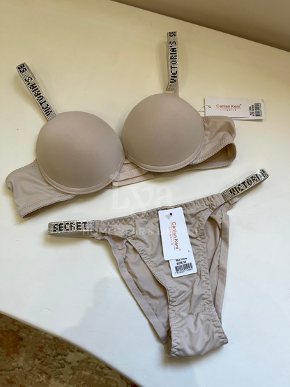 VICTORIA'S SECRET SET