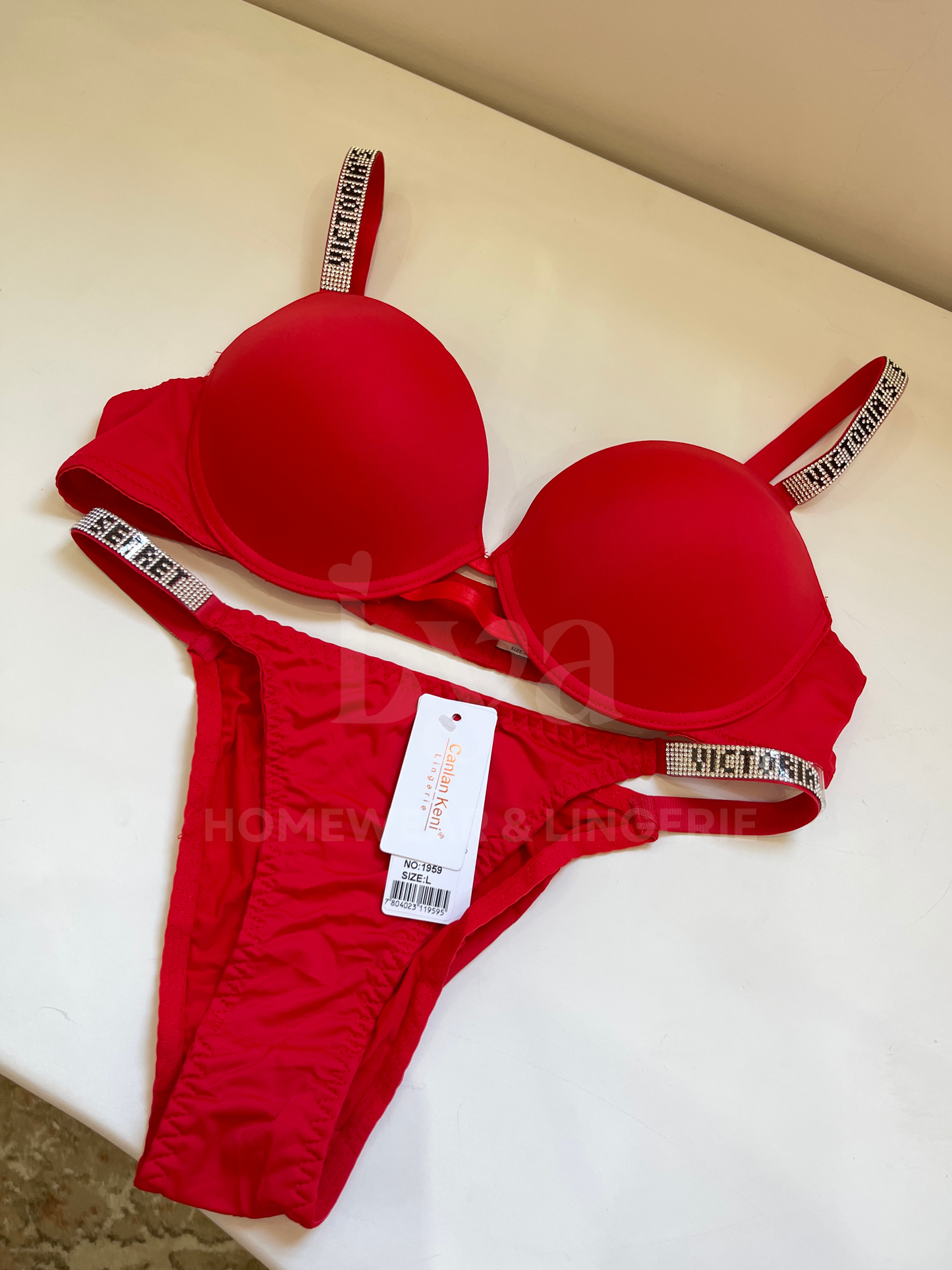VICTORIA'S SECRET SET