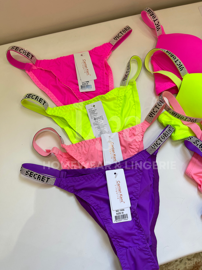 VICTORIA'S SECRET SET