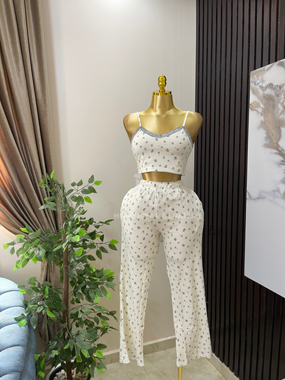 feminine 3-piece ribbed set