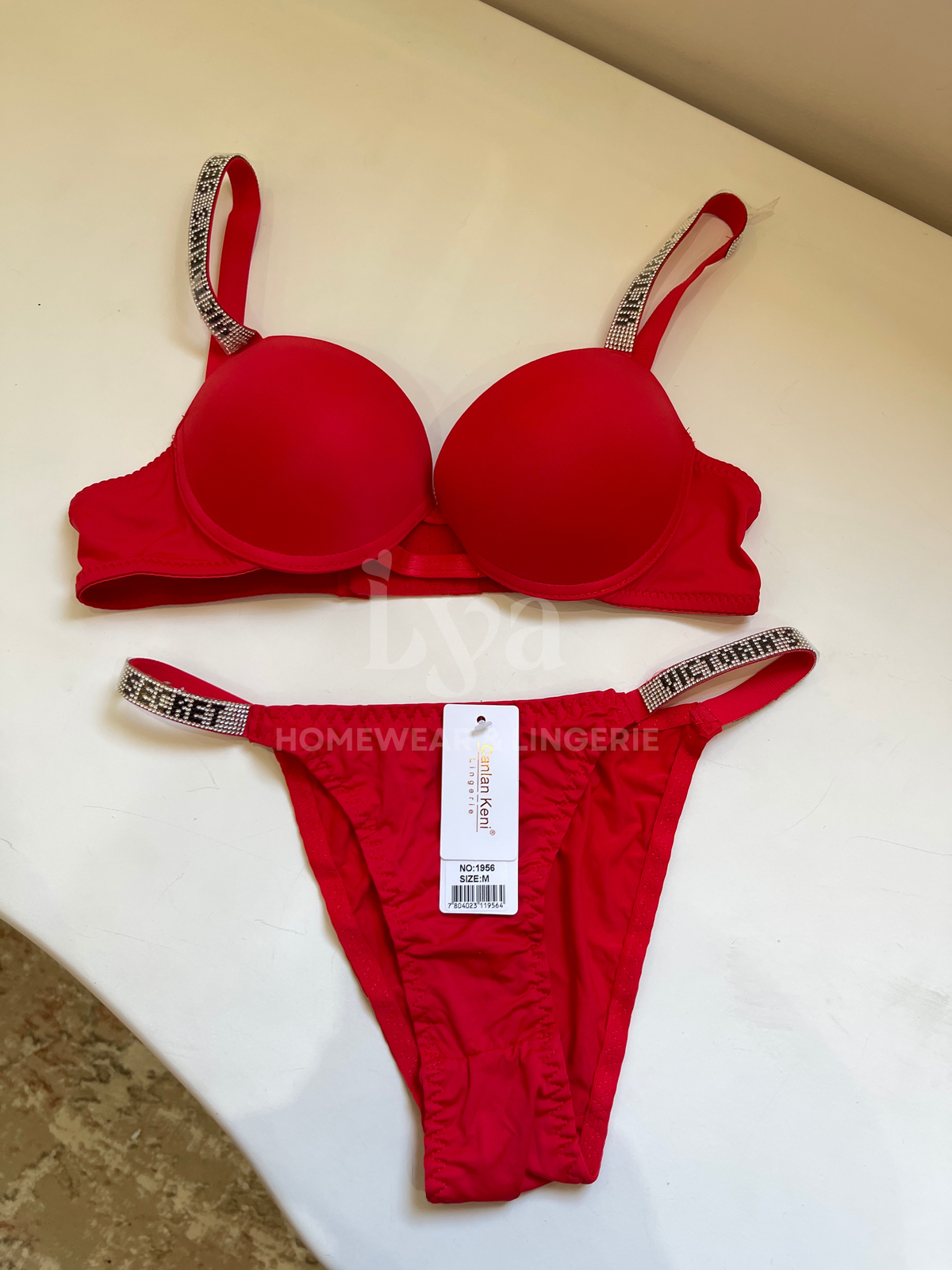 VICTORIA'S SECRET SET