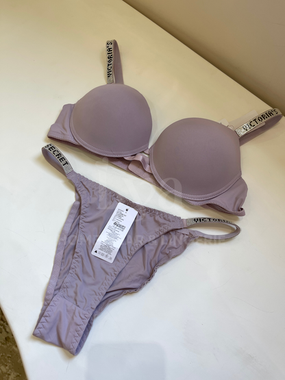 VICTORIA'S SECRET SET