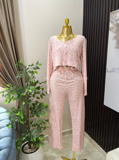 feminine 3-piece ribbed set