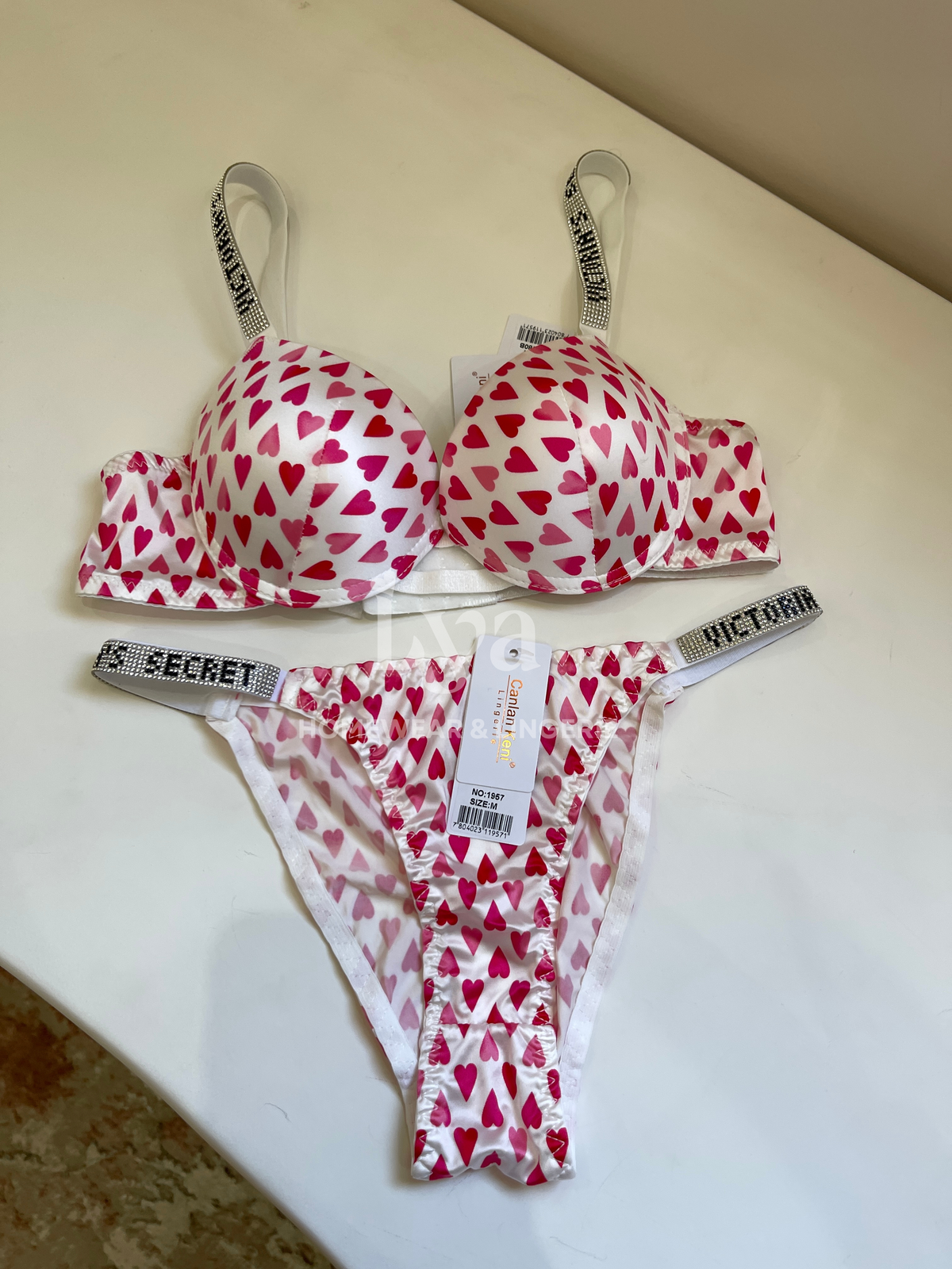 VICTORIA'S SECRET SET