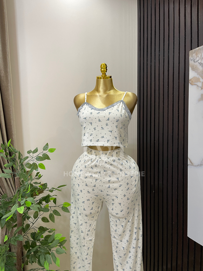 feminine 3-piece ribbed set