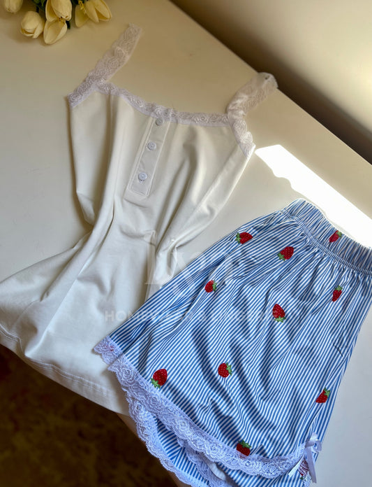 Strawberry Sunday Set