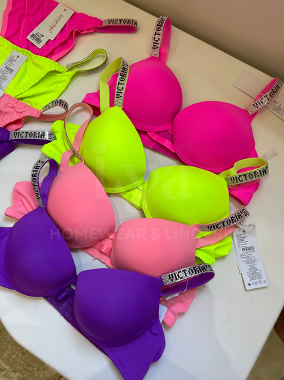 VICTORIA'S SECRET SET